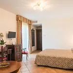 호텔 Lido Degli Spagnoli Wellness &