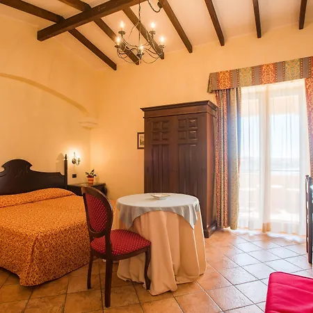 Lido Degli Spagnoli Wellness & 4*