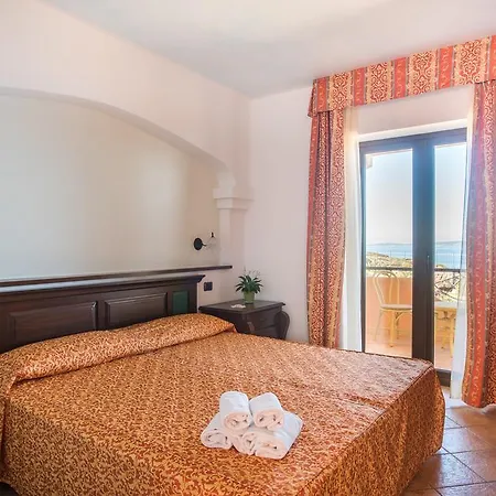 Otel Lido Degli Spagnoli Wellness & 4*