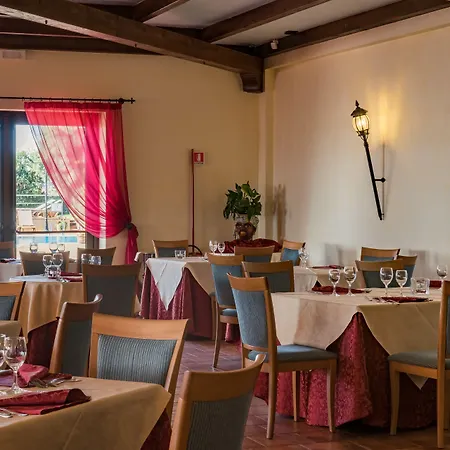 Lido Degli Spagnoli Wellness & 4* פורטוסקוזו