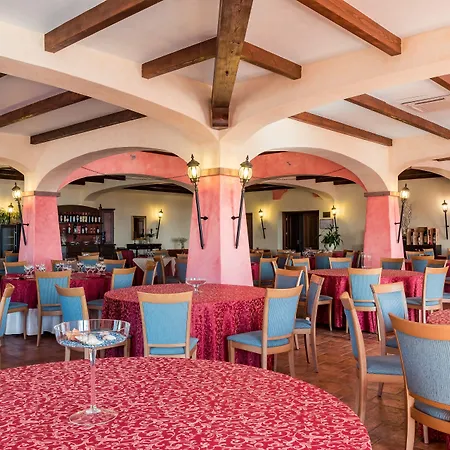 Lido Degli Spagnoli Wellness & 4*