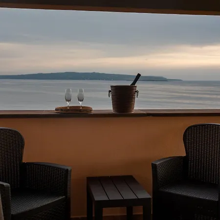 Lido Degli Spagnoli Wellness & Hotel 4*