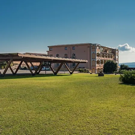 Hotel Lido Degli Spagnoli 4*