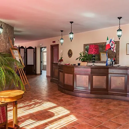 Hotel Lido Degli Spagnoli 4*