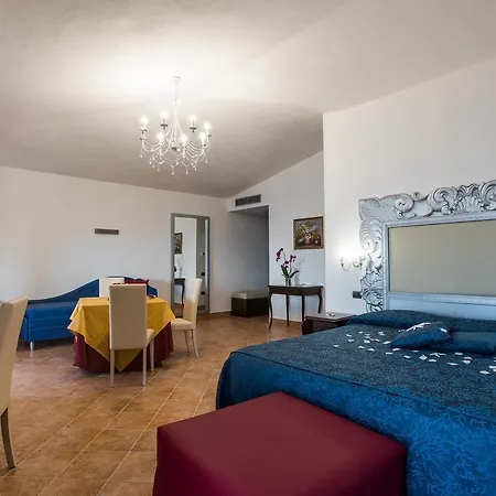 Lido Degli Spagnoli 4*