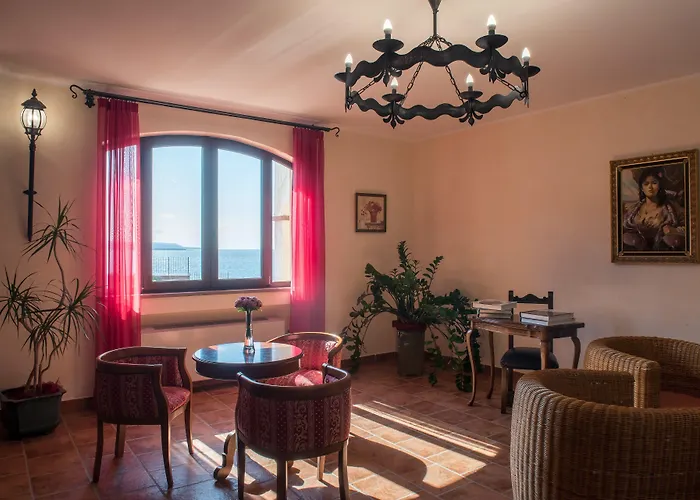 Lido Degli Spagnoli Wellness & Hotel 4*