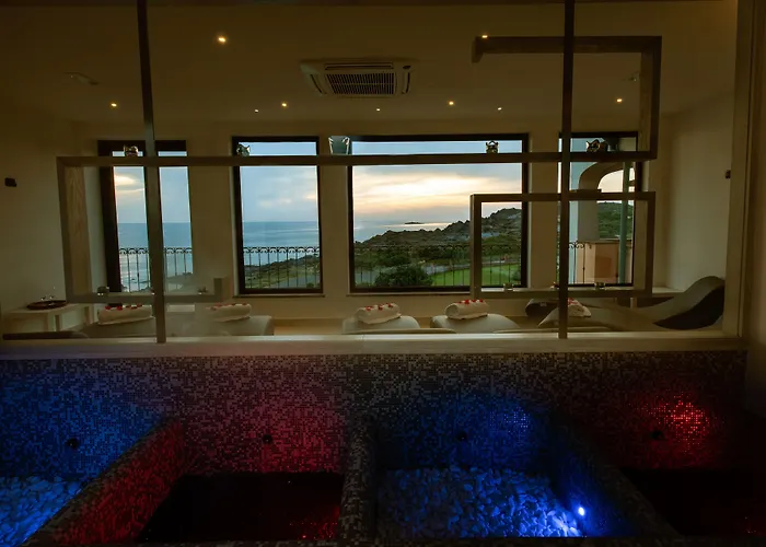 Lido Degli Spagnoli Wellness & 4*